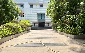 Hotel Sun N Step Club